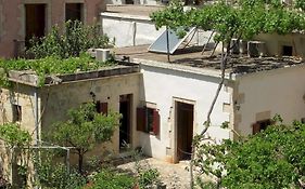 Patriko Traditional Residence